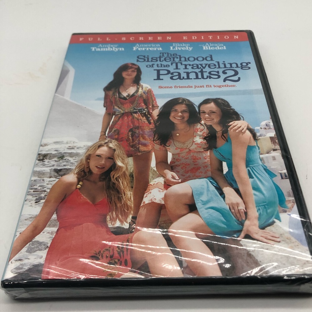 The sisterhood of the traveling pants